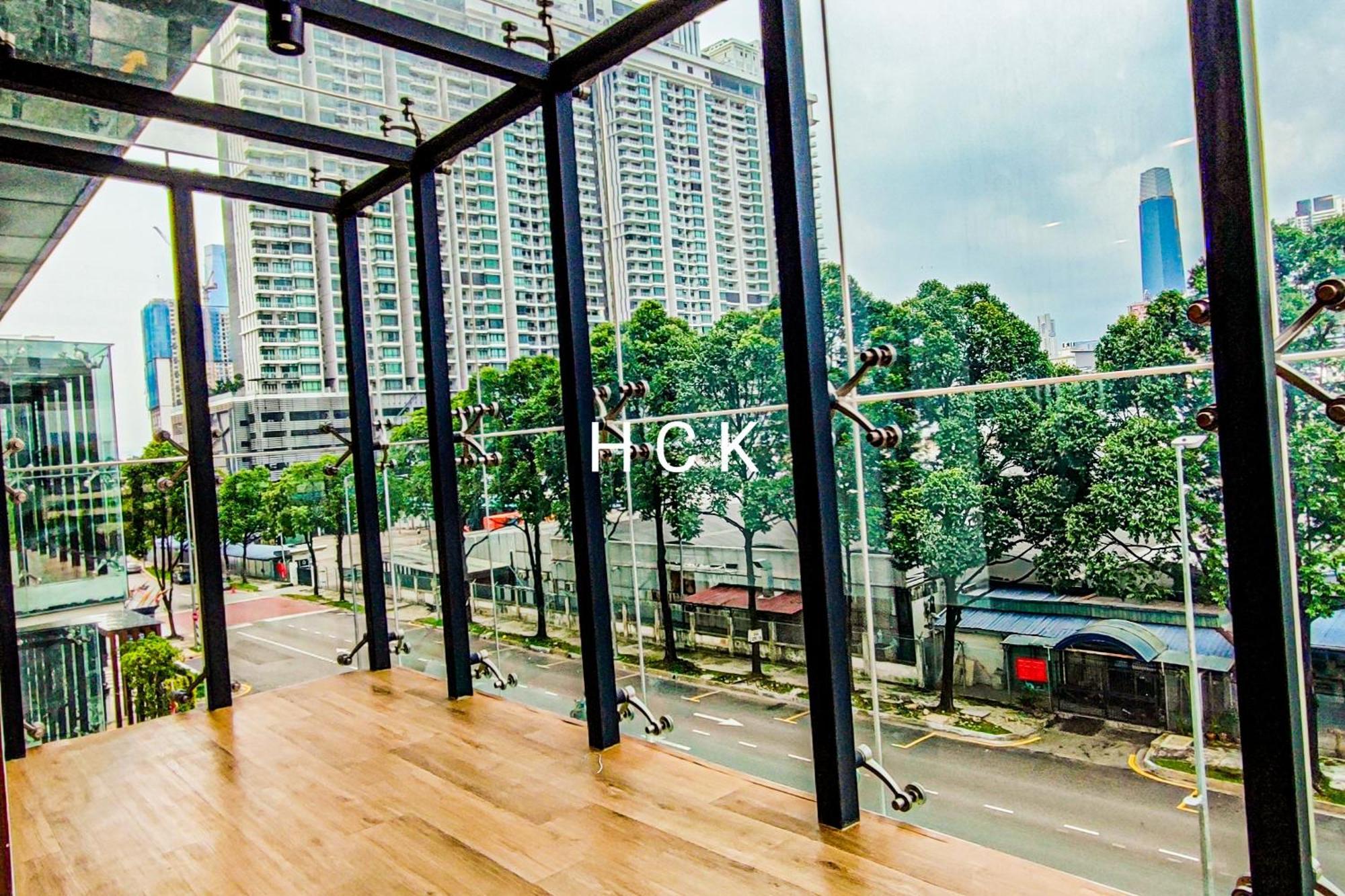 Dazzling Balcony At Trion 2 By Hck Pangsapuri