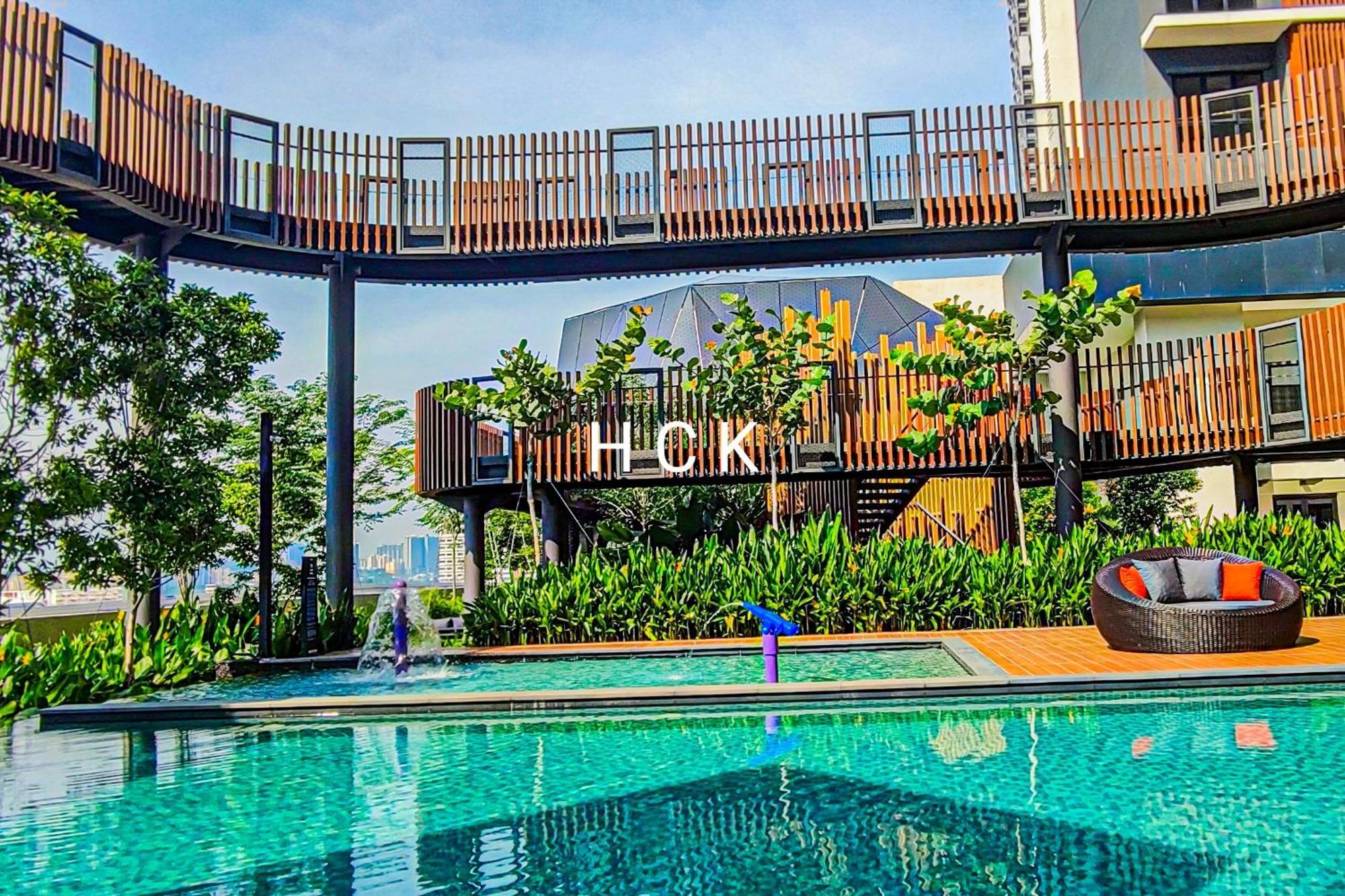 Dazzling Balcony At Trion 2 By Hck *